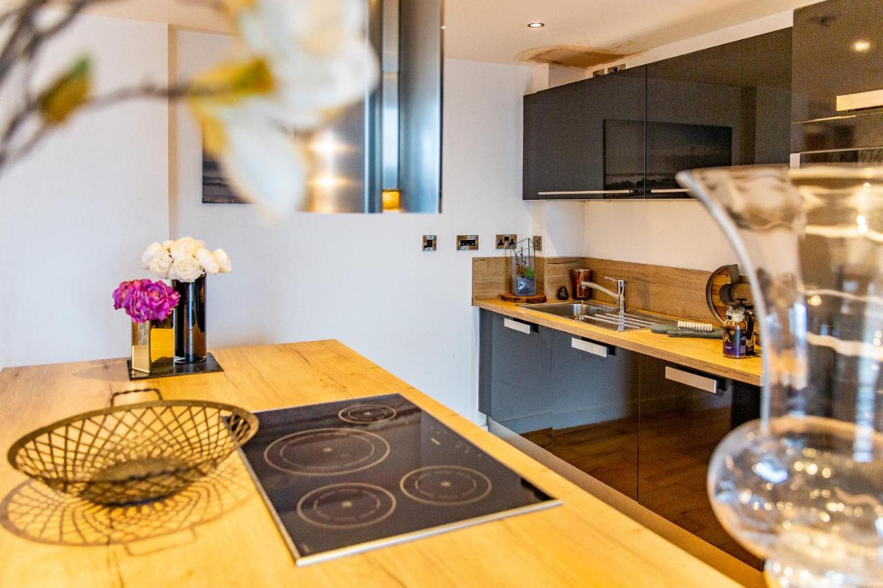שפילד Spacious 3-Bed Penthouse With City Sky Line Views מראה חיצוני תמונה