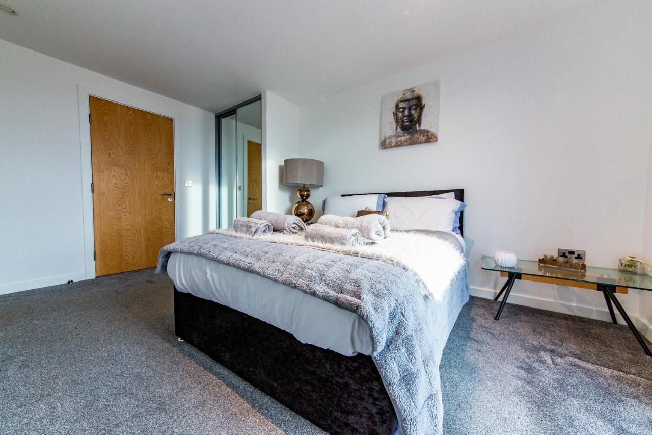 שפילד Spacious 3-Bed Penthouse With City Sky Line Views מראה חיצוני תמונה