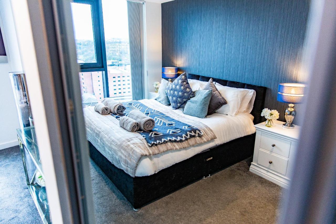 שפילד Spacious 3-Bed Penthouse With City Sky Line Views מראה חיצוני תמונה